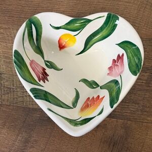 Ancora Hand Painted Italian Ceramic Heart Shaped Bowl Tulip